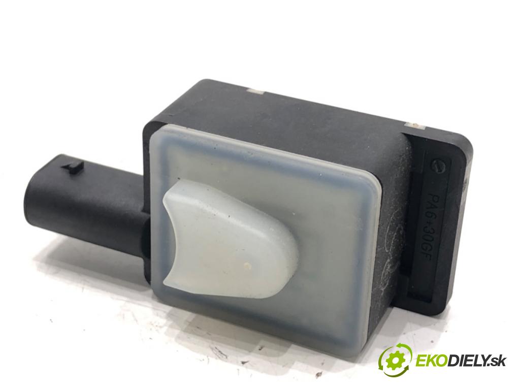 BMW F39 SUV 2019 103 kW sDrive 18 i 1499 Snímač nárazu 9305252 (Snímač nárazu)