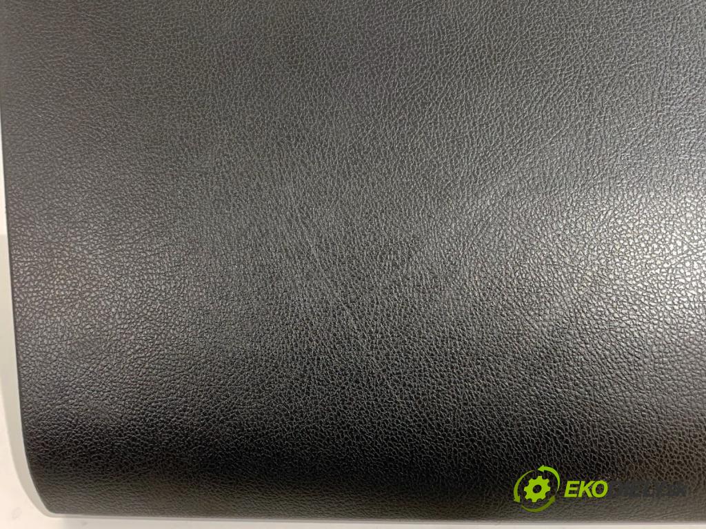 TOYOTA AURIS II Kombi 2017 73 kW 1.8 Hybrid (ZWE186_) 1798 Priehradka, kastlík spolujazdca  (Priehradka (kastlík))