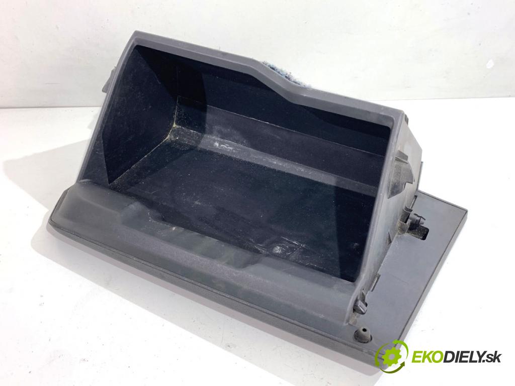 TOYOTA AURIS II Kombi 2017 73 kW 1.8 Hybrid (ZWE186_) 1798 Priehradka, kastlík spolujazdca  (Priehradka (kastlík))