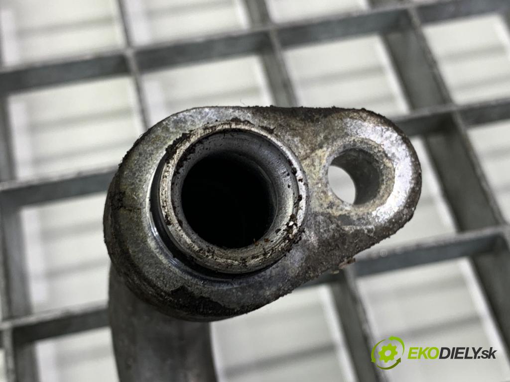 TOYOTA AURIS II Kombi 2017 73 kW 1.8 Hybrid (ZWE186_) 1798 rúrka klimatizácie  (Rúrka klimatizácie)