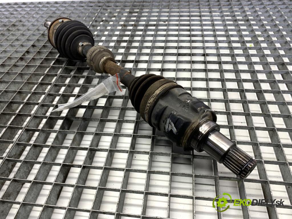 TOYOTA AURIS II Kombi 2017 73 kW 1.8 Hybrid (ZWE186_) 1798 Poloos ľavy predný