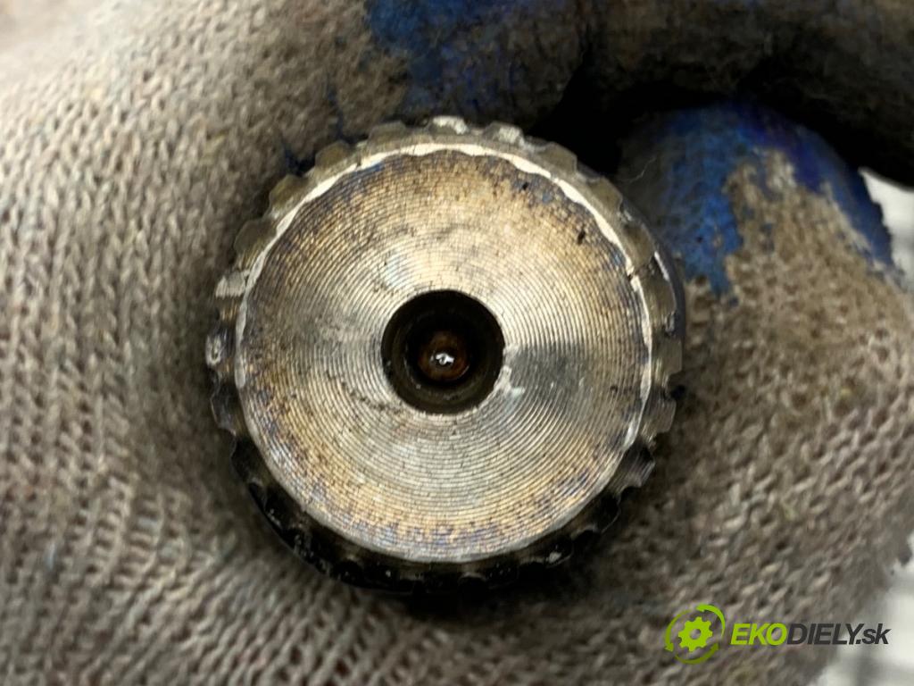 TOYOTA AURIS II Kombi 2017 73 kW 1.8 Hybrid (ZWE186_) 1798 Poloos ľavy predný