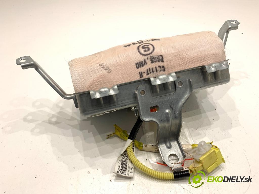 TOYOTA AURIS II Kombi 2017 73 kW 1.8 Hybrid (ZWE186_) 1798 AirBag spolujezdce  (Airbag)