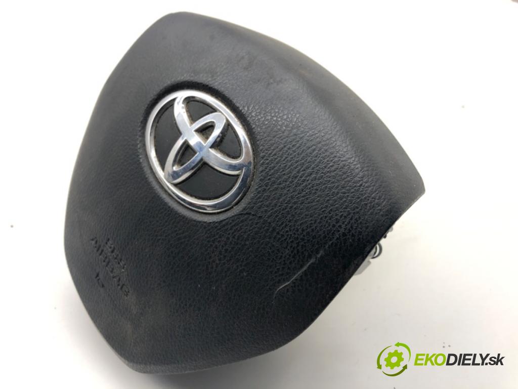 TOYOTA AURIS II Kombi 2017 73 kW 1.8 Hybrid (ZWE186_) 1798 AirBag volantu  (Airbag)