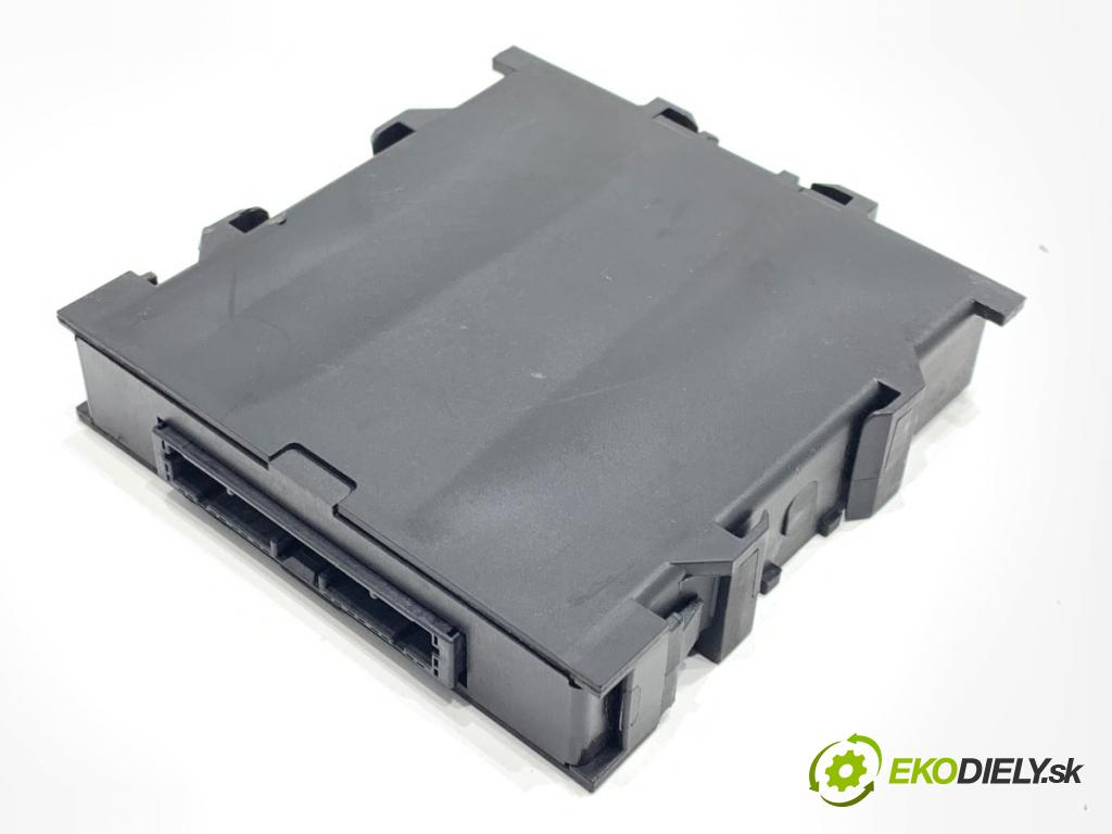 TOYOTA AURIS II Kombi 2017 73 kW 1.8 Hybrid (ZWE186_) 1798 Modul PDC 89340-02110 (Riadiaca jednotka ostatné)