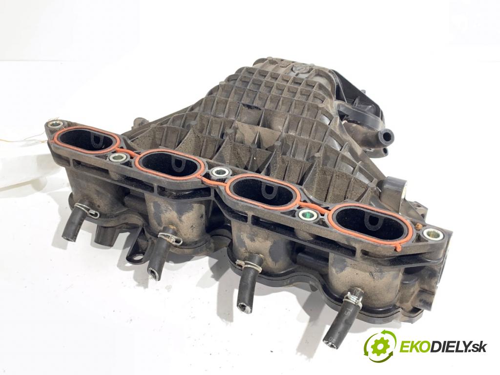 TOYOTA AURIS II Kombi 2017 73 kW 1.8 Hybrid (ZWE186_) 1798 potrubí sání 1105870S01 (Sací potrubí)