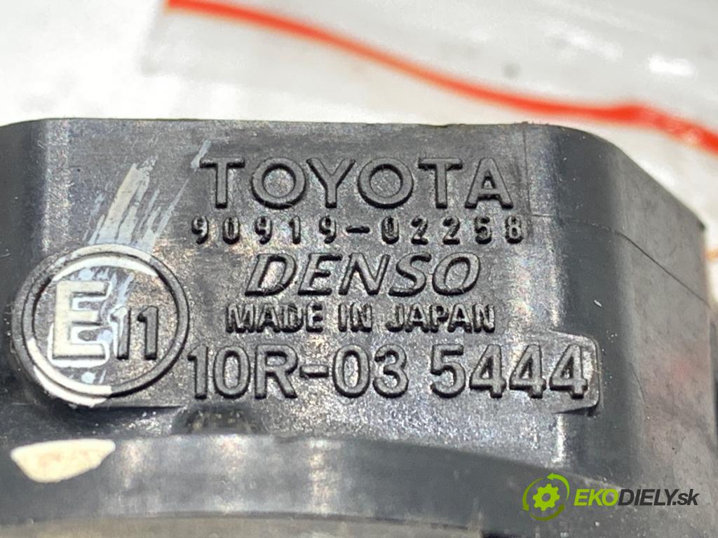 TOYOTA AURIS II Kombi 2017 73 kW 1.8 Hybrid (ZWE186_) 1798 Cievka zapaľovacia 90919-02258 (Zapaľovacia cievka)