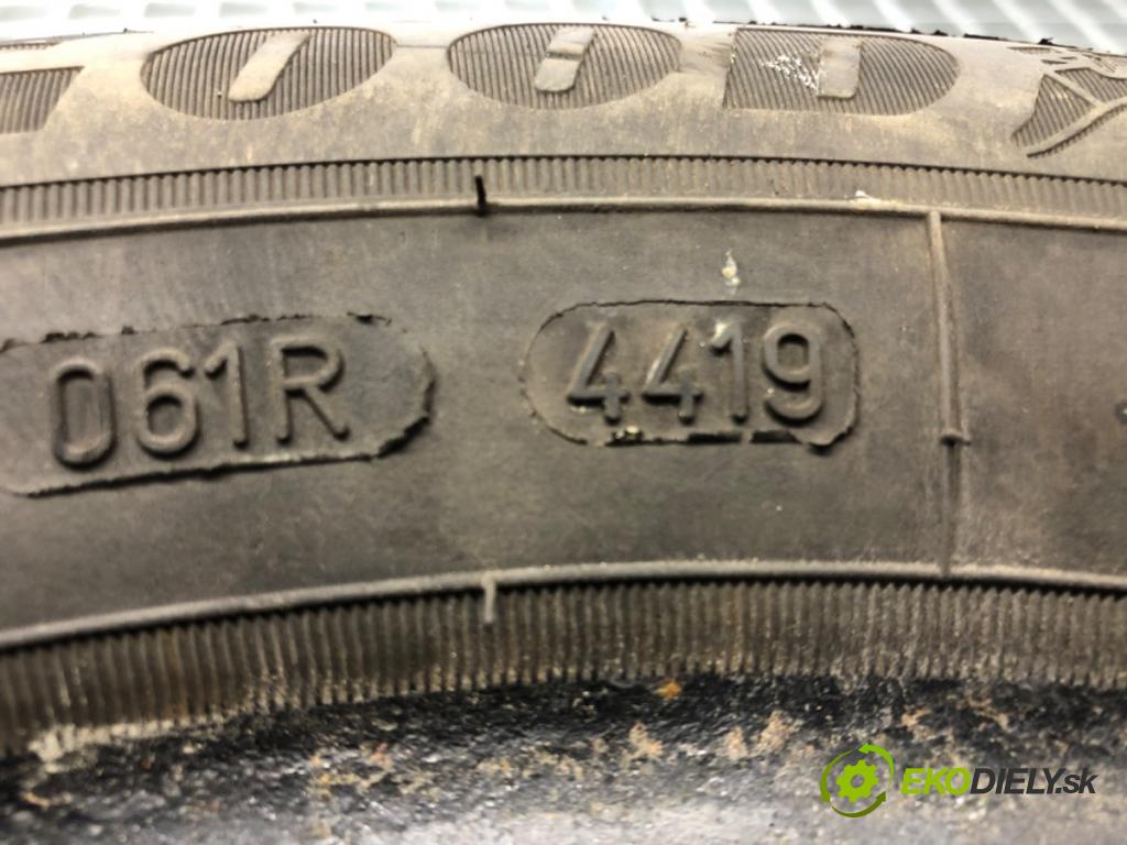 --- --- PNEUMATIKY: zima 2X 205/55 16" GOODYEAR