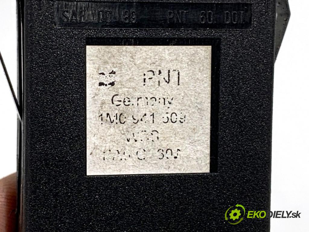 SEAT LEON I liftback 2001 66 kW 1.9 TDI 1896 Spínač svetiel výstražných (núdzových) 1M0941509 (Prepínacie páčky pod volantom)