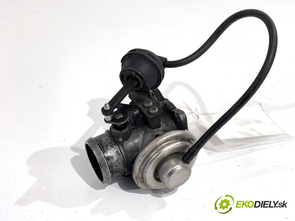 SEAT LEON I liftback 2001 66 kW 1.9 TDI 1896 Škrtiaca klapka 038129637 (Škrtiaca klapka)