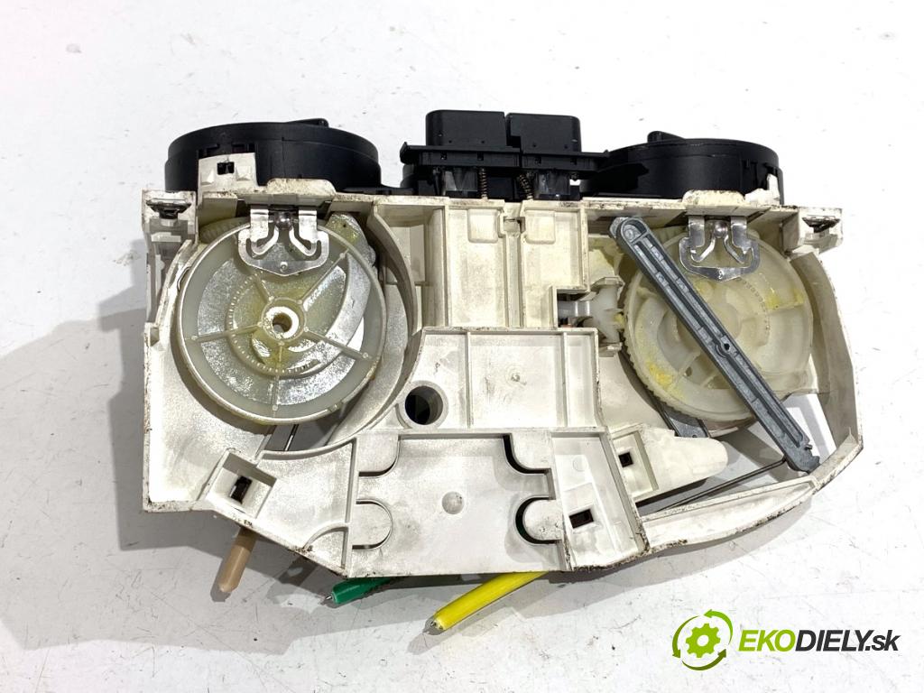 SEAT LEON I liftback 2001 66 kW 1.9 TDI 1896 Panel ovládania kúrenia 1M0820045A (Prepínacie páčky pod volantom)