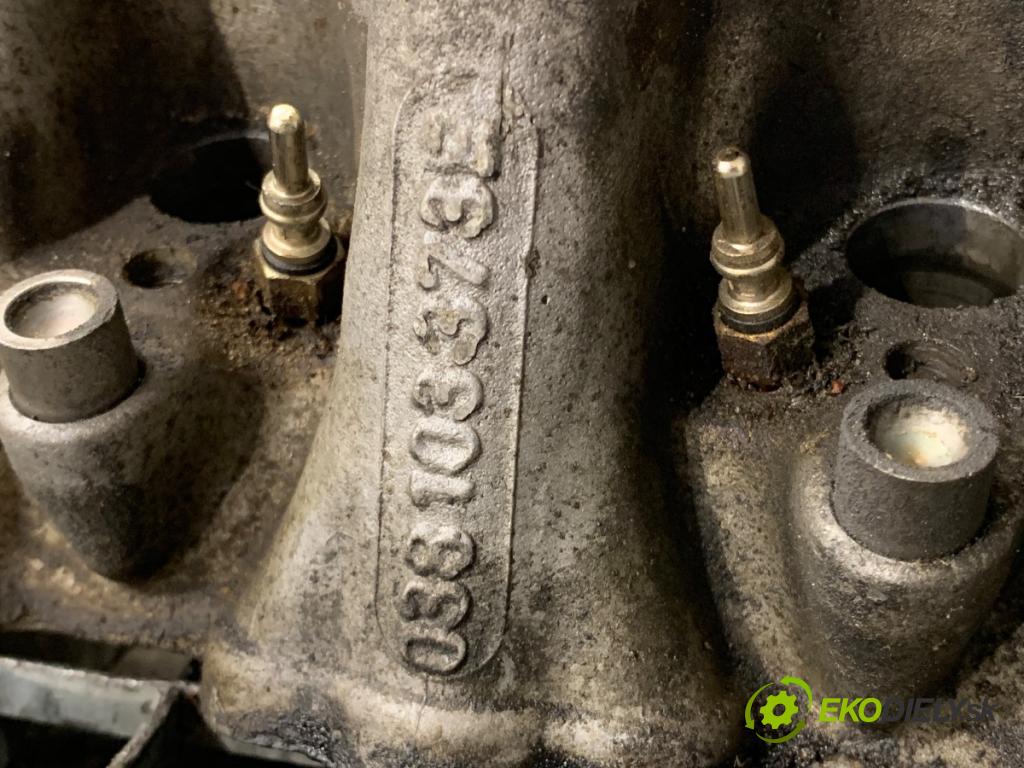 SEAT LEON I liftback 2001 66 kW 1.9 TDI 1896 Hlava valcov 038103373E (Hlava valcov)