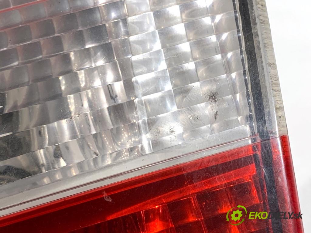 SEAT LEON I liftback 2001 66 kW 1.9 TDI 1896 Svetlo zad pravá vnútorná 1M6945092B (Kľučka dverí ostatné)