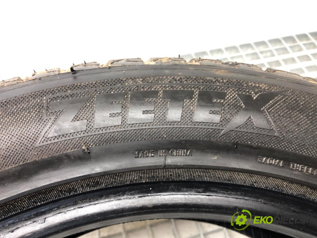 --- ---      PNEUMATIKY: PARA: VÍCENÁ SEZÓNA: 205/55 17" ZEETEX
