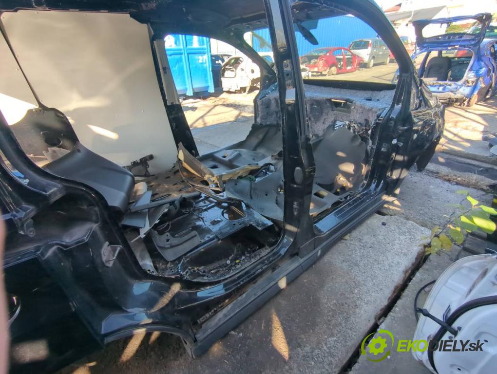 FORD TRANSIT CONNECT nadwozie wielkoprzestrzenne (MPV) 2016 88 kW 1.5 TDCi 1499 karoséria ČTVRŤÁK: Blatník zad ľavy pravy prah strecha PODŁUŻNICA ľavy pravy