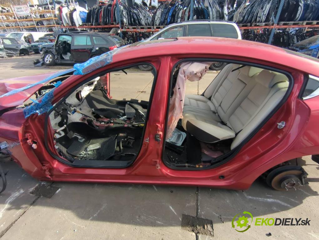 MAZDA 6 GJ sedan 2015 141 kW 2.5 (GJ5FP) 2488 karoséria ČTVRŤÁK: Blatník zad ľavy pravy prah strecha PODŁUŻNICA ľavy pravy