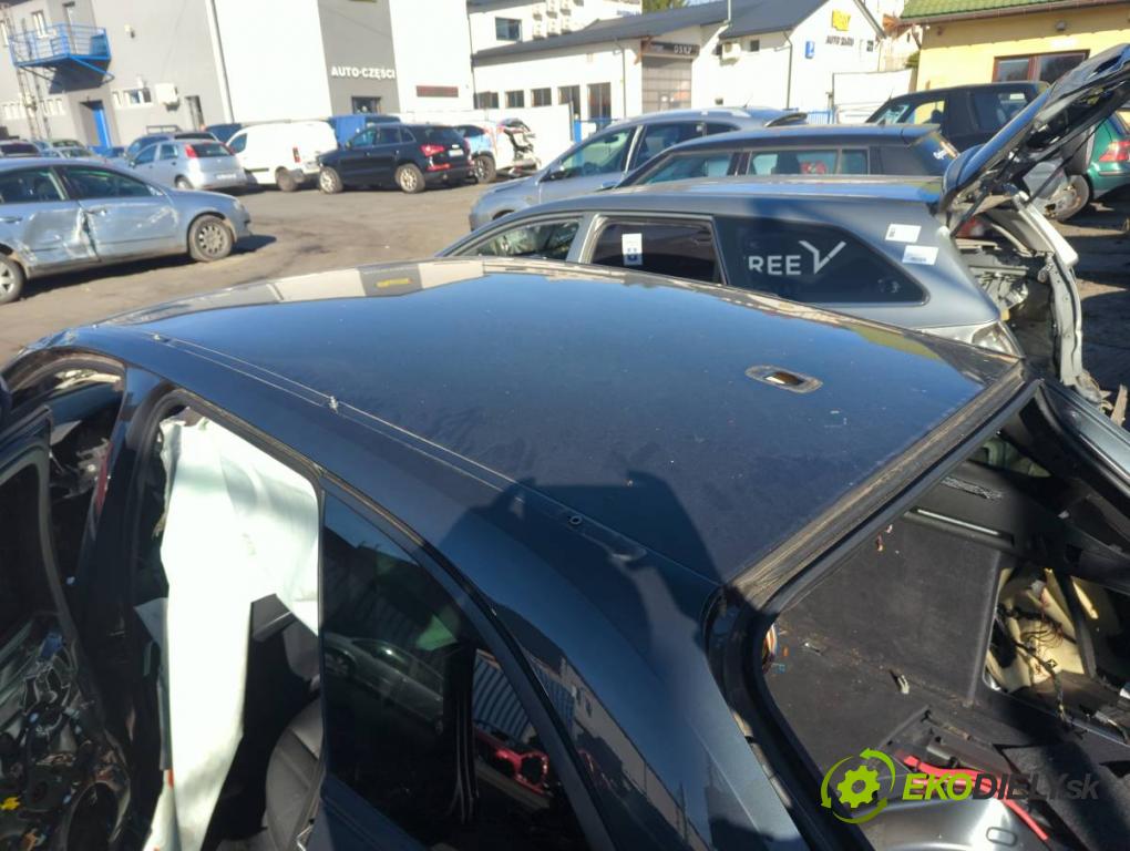 AUDI A4 B9 Kombi 2017 140 kW 2.0 TDI quattro 1968 karoséria ČTVRŤÁK: Blatník zad ľavy pravy prah strecha PODŁUŻNICA ľavy pravy