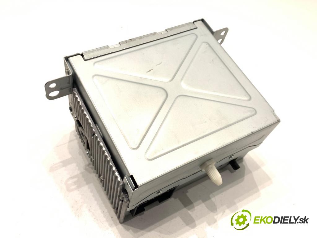 OPEL MERIVA B nadwozie wielkoprzestrzenne (MPV) 2015 88 kW 1.4 LPG (75) 1364 RADIO CQ-JG44F2GE (Audio zariadenie)