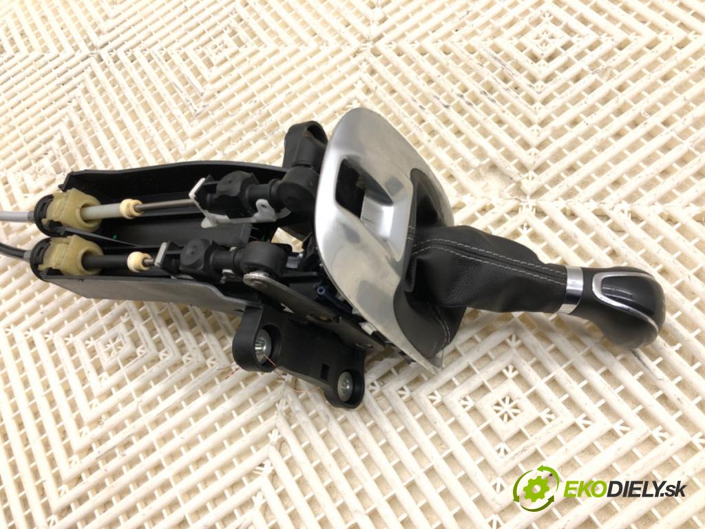 OPEL MERIVA B nadwozie wielkoprzestrzenne (MPV) 2015 88 kW 1.4 LPG (75) 1364 Kulisa 8126300250 (Rýchlostná páka (kulisa))