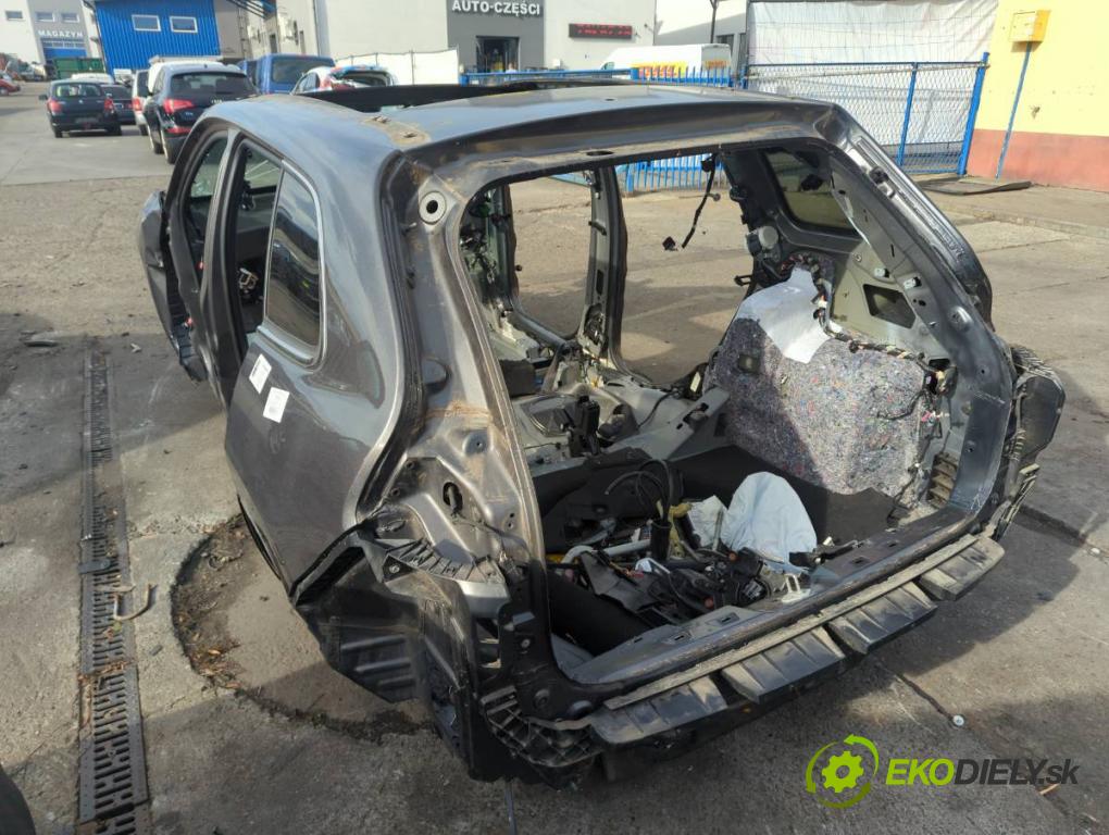 JEEP CHEROKEE KL SUV 2019 200 kW 3.2 V6 4x4 3239 karoséria ČTVRŤÁK: Blatník zad ľavy pravy prah strecha PODŁUŻNICA ľavy pravy