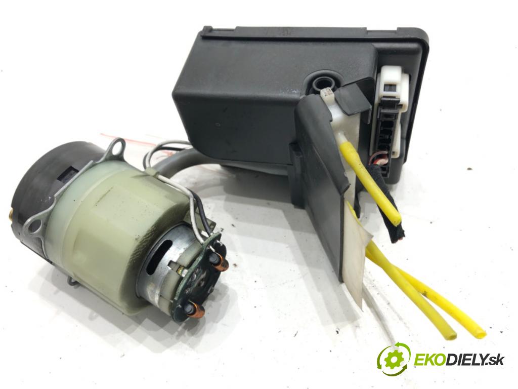 MERCEDES-BENZ W168 liftback 2004 70 kW A 170 CDI (168.009, 168.109) 1689 pumpa centrálneho zámku 1688000348 (Riadiaca jednotka centrálneho zámku)