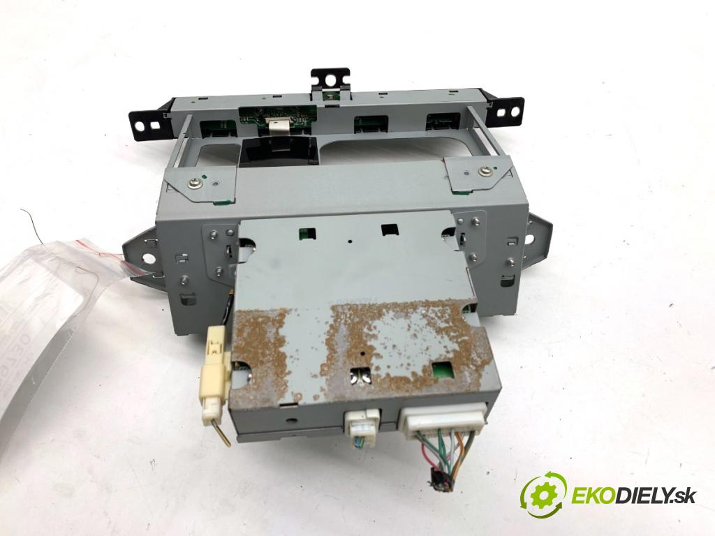 TOYOTA AVENSIS T25 liftback 2005 95 kW 1.8 (ZZT251_) 1794 Dislpej 86110-05020 (Prístrojová doska)