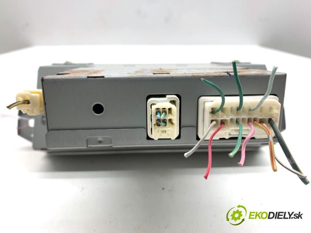 TOYOTA AVENSIS T25 liftback 2005 95 kW 1.8 (ZZT251_) 1794 Dislpej 86110-05020 (Prístrojová doska)