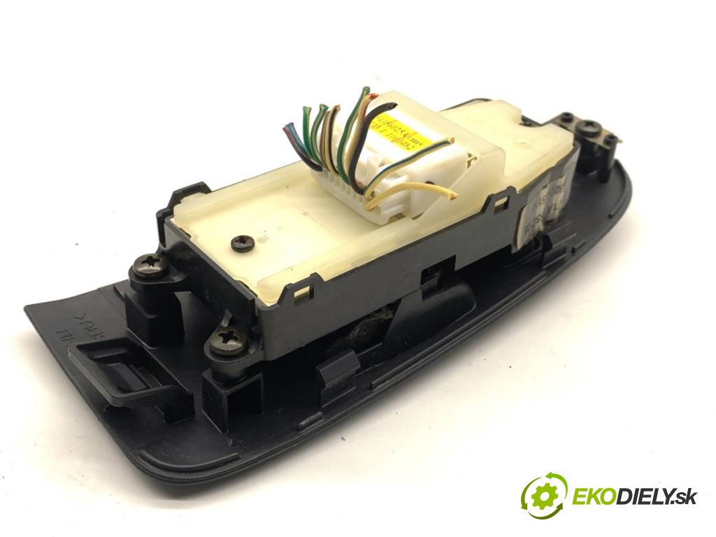 TOYOTA AVENSIS T25 liftback 2005 95 kW 1.8 (ZZT251_) 1794 Prepínač okien 84820-05110 (Prepínacie páčky pod volantom)