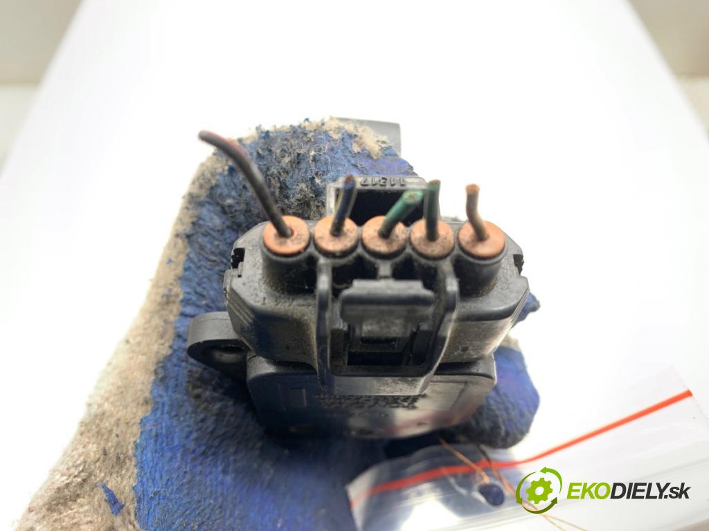 TOYOTA AVENSIS T25 liftback 2005 95 kW 1.8 (ZZT251_) 1794 Váha vzduchu 22204-0J010 (Váha vzduchu)