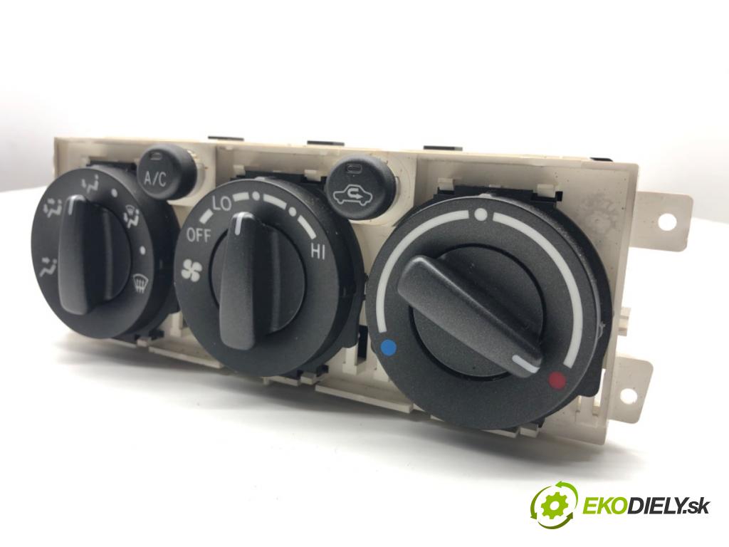 TOYOTA AVENSIS T25 liftback 2005 95 kW 1.8 (ZZT251_) 1794 Panel ovládania kúrenia 55900-05101 (Prepínacie páčky pod volantom)