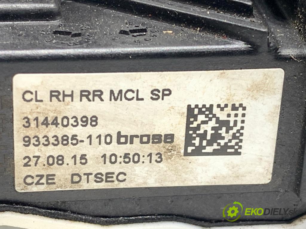 VOLVO V40 liftback 2015 88 kW D2 1969 zámok Dvere pravy zad 31440398