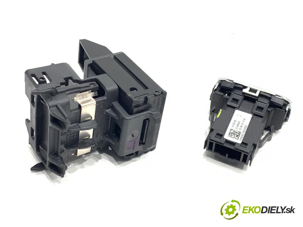 VOLVO V40 liftback 2015 88 kW D2 1969 spinačka 31456645 AH4N-15607-AE (Spínacia skrinka)