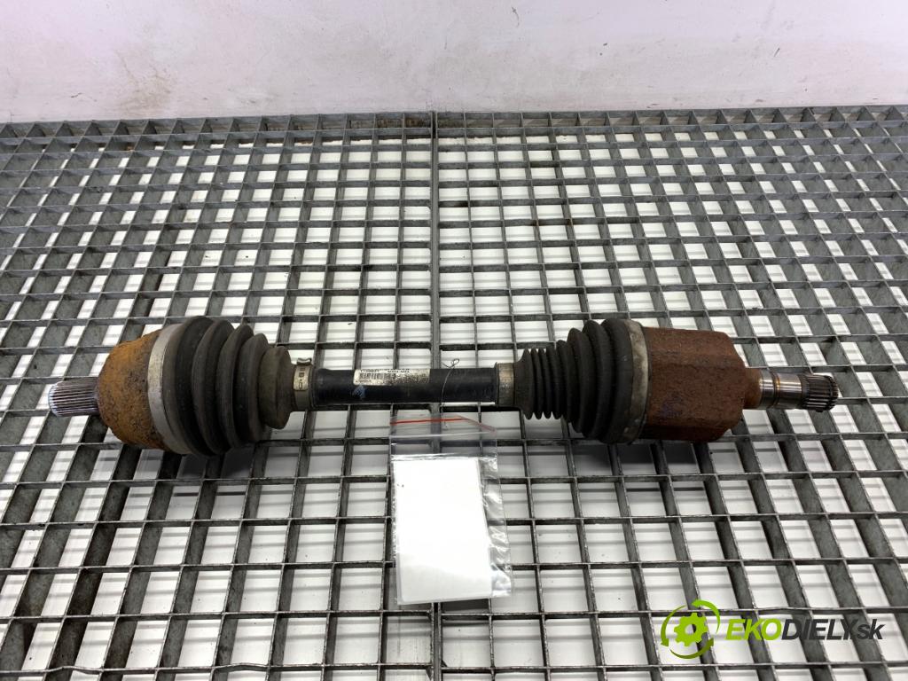 VOLVO V40 liftback 2015 88 kW D2 1969 Poloos ľavy predný P31367198