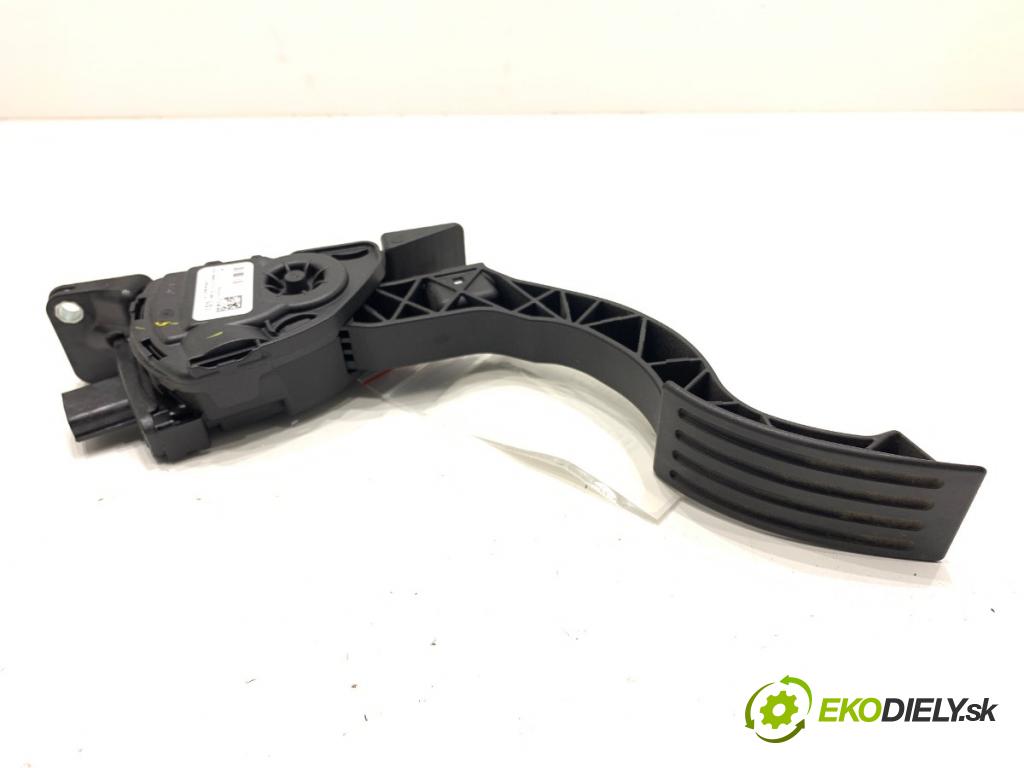 VOLVO V40 liftback 2015 88 kW D2 1969 Potenciometer plynu 31280597 (Potenciometer plynového pedálu)