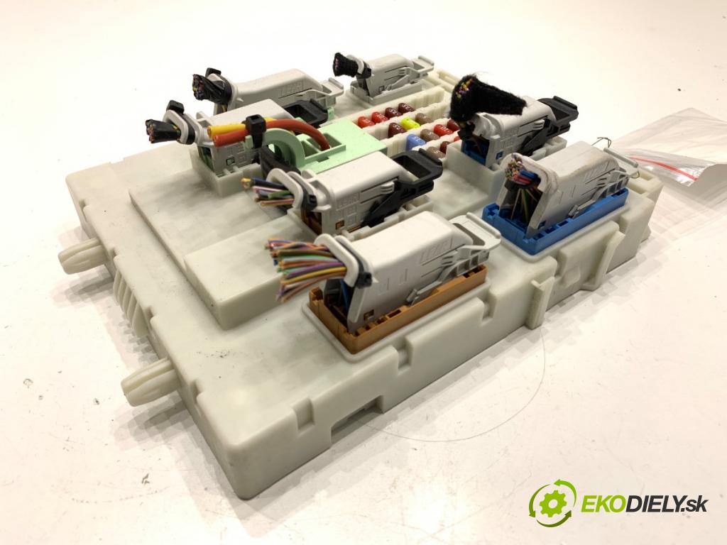 VOLVO V40 liftback 2015 88 kW D2 1969 Modul BSI 31394963 (Poistková skrinka)