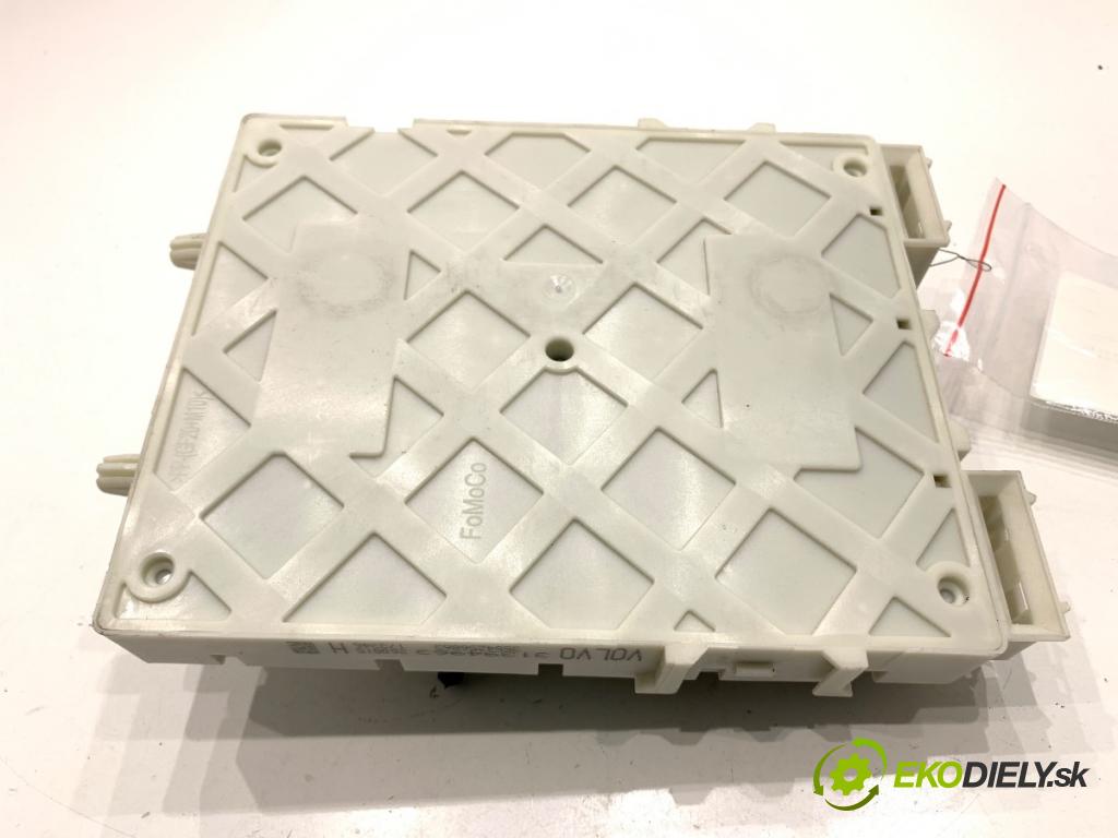 VOLVO V40 liftback 2015 88 kW D2 1969 Modul BSI 31394963 (Poistková skrinka)