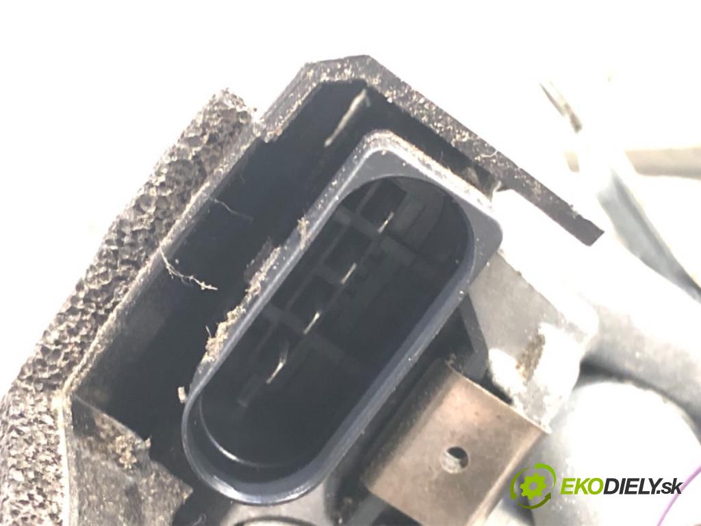 VOLVO V40 liftback 2015 88 kW D2 1969 Mechanizmus stieračov predný 31378574 3397021692 (Motorček stieračov predný)