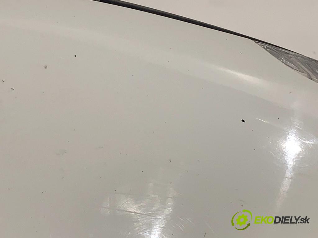 VOLVO V40 liftback 2015 88 kW D2 1969 Spätné zrkadlo pravy