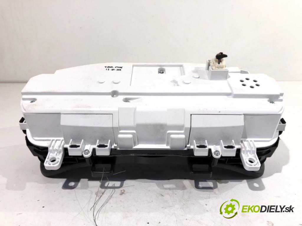 VOLVO V40 liftback 2015 88 kW D2 1969 Prístrojovka 31412872 (Prístrojová doska)