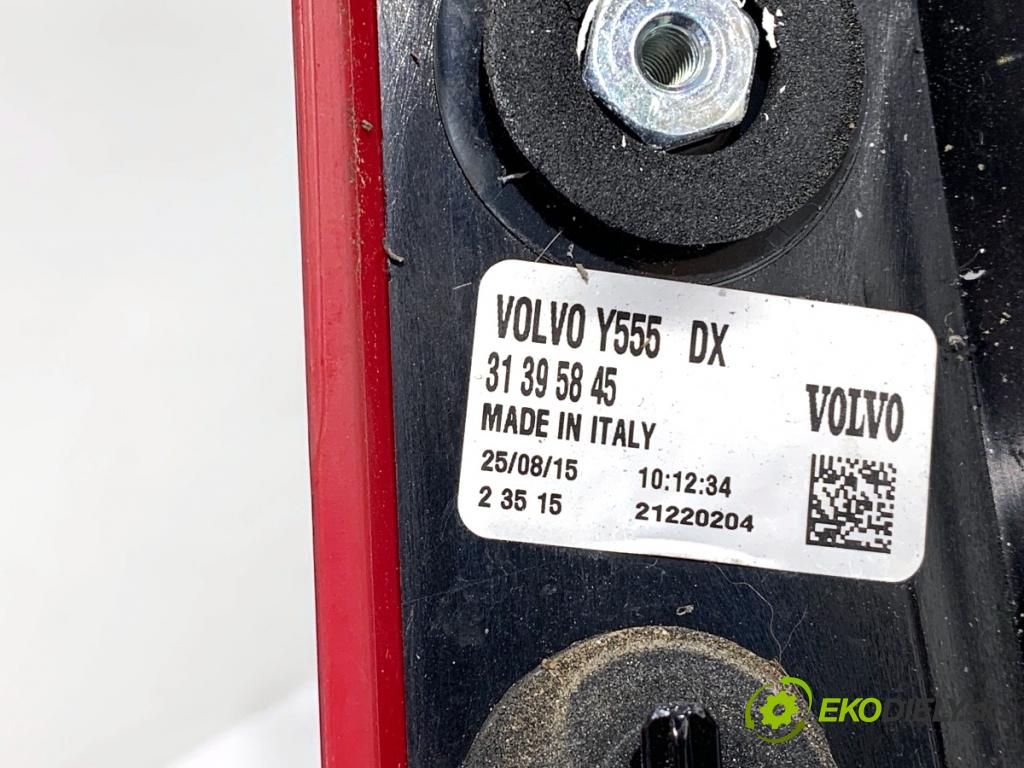 VOLVO V40 liftback 2015 88 kW D2 1969 Svetlo pravy zad 31395845