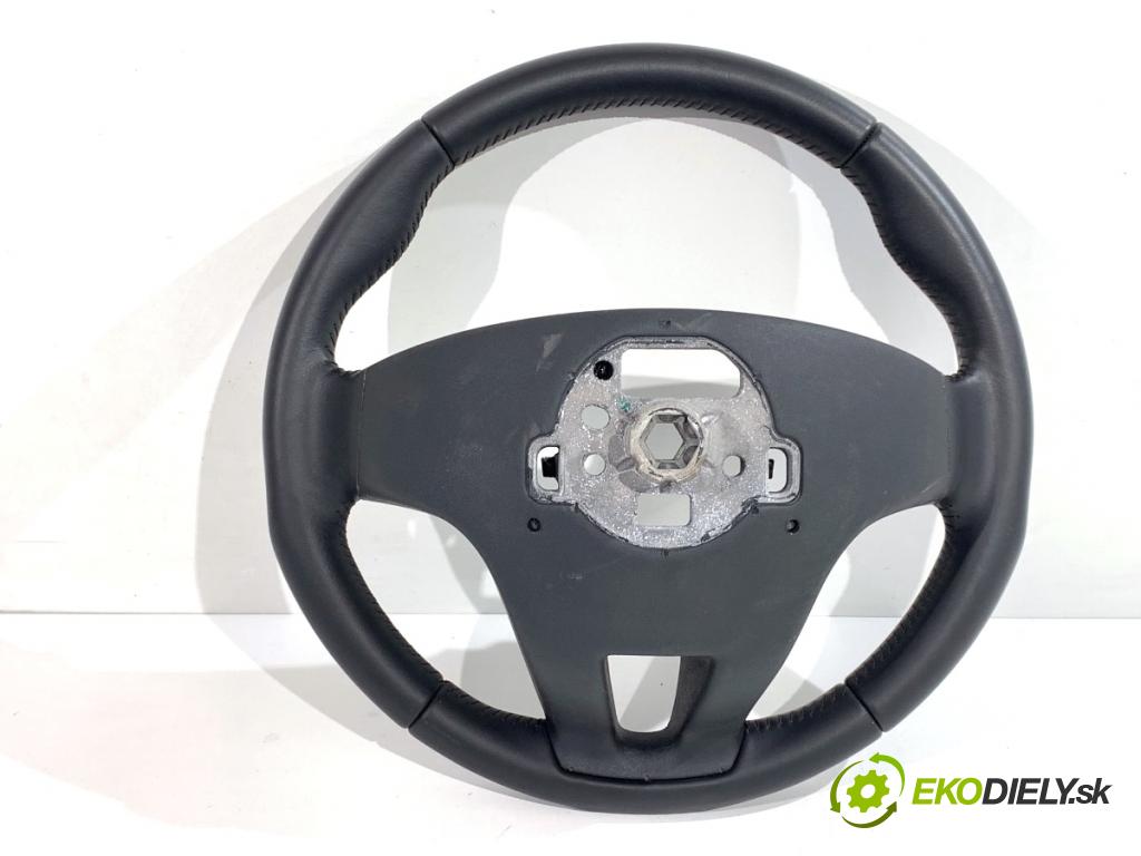 VOLVO V40 liftback 2015 88 kW D2 1969 Volant P31455089 (Volant)