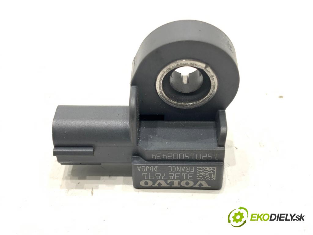 VOLVO V40 liftback 2015 88 kW D2 1969 Snímač nárazu 31387891 (Snímač nárazu)