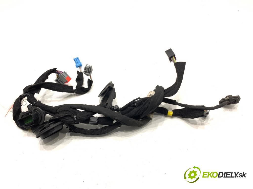 VOLVO V40 liftback 2015 88 kW D2 1969 Káblovačka Dvere zad ľavy 31313717