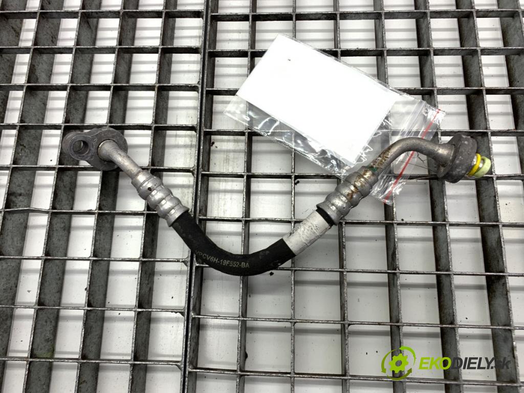 VOLVO V40 liftback 2015 88 kW D2 1969 rúrka klimatizace  (Trubka klimatizace)