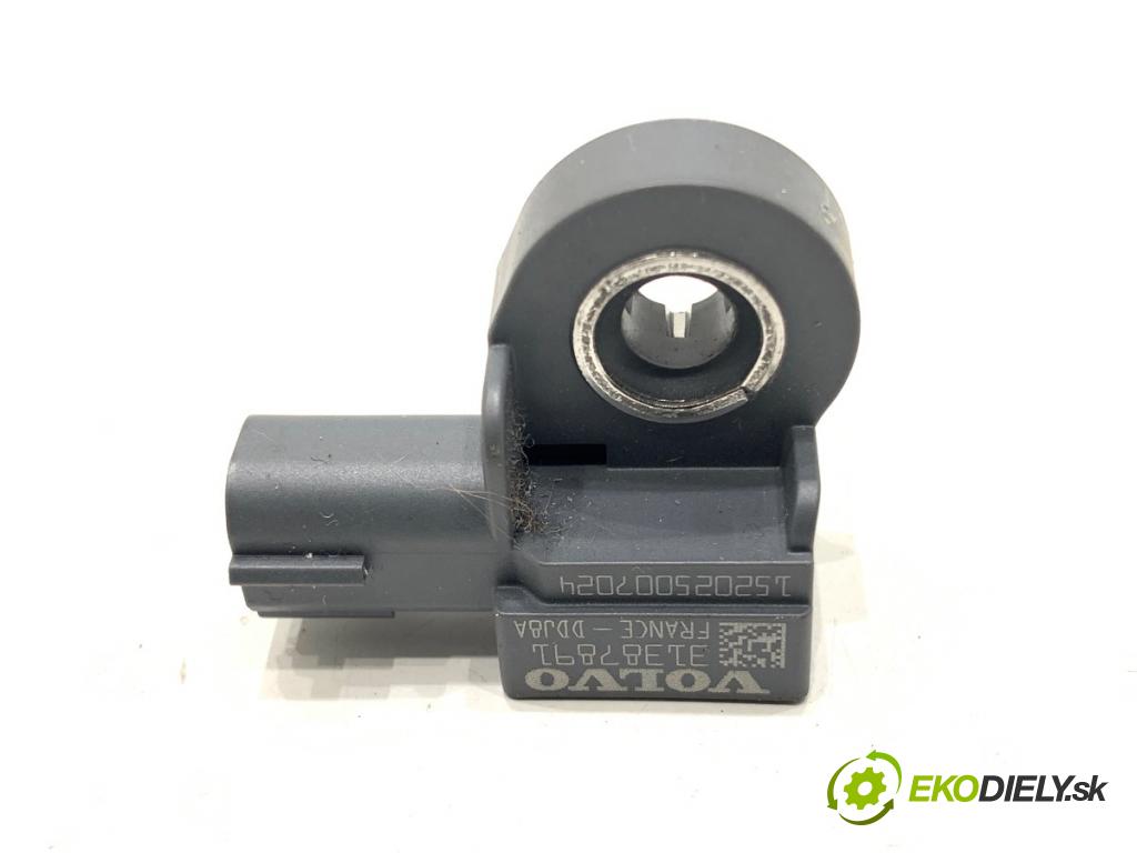 VOLVO V40 liftback 2015 88 kW D2 1969 Snímač nárazu 31387891 (Snímač nárazu)