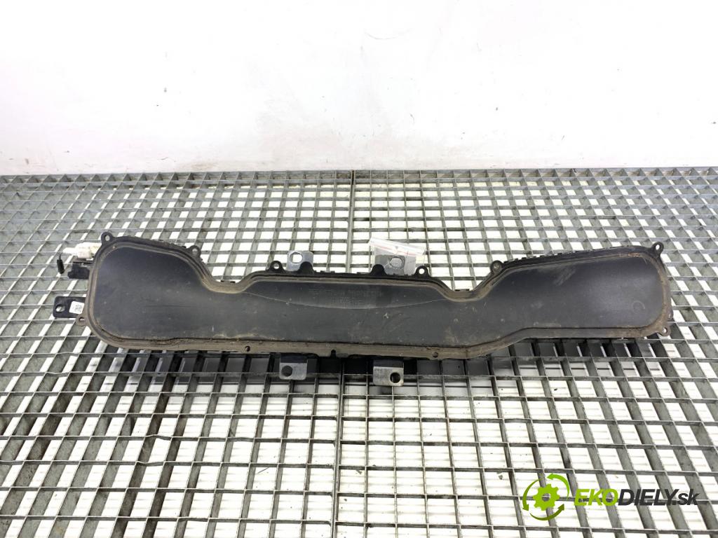VOLVO V40 liftback 2015 88 kW D2 1969 AirBag OCHRANA: Pešo: P31404289