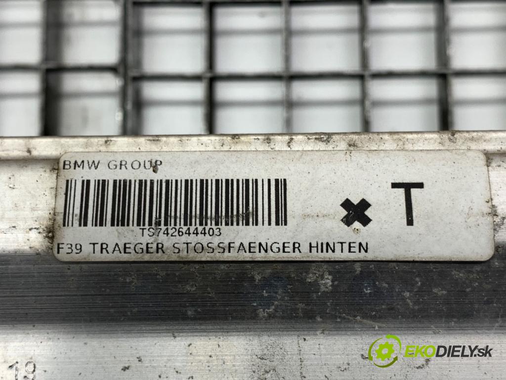 BMW F39 SUV 2019 103 kW sDrive 18 i 1499 výztuha nárazníka zadní část 7426444 (Zadní výztuha)