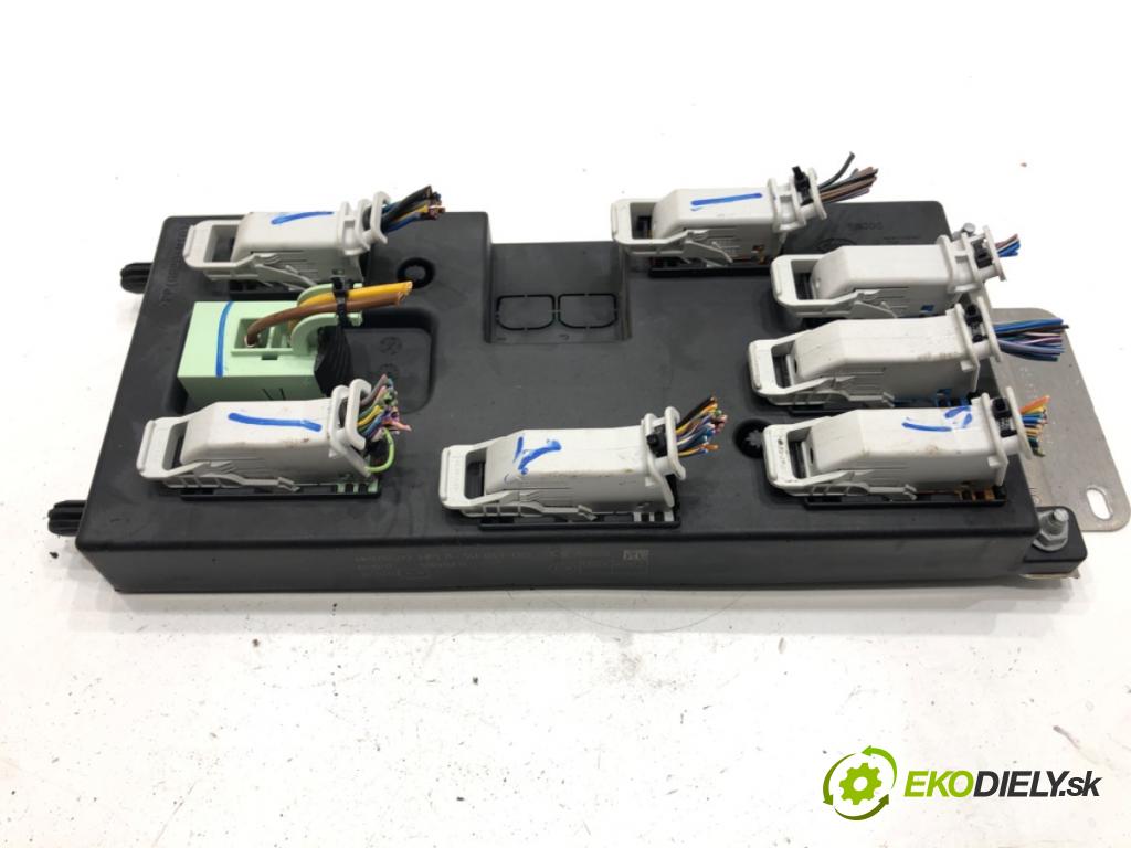 JAGUAR XF II sedan 2018 132 kW 2.0 D 1999 Modul komfortu HPLA-14F041-BG (Modul komfortu)