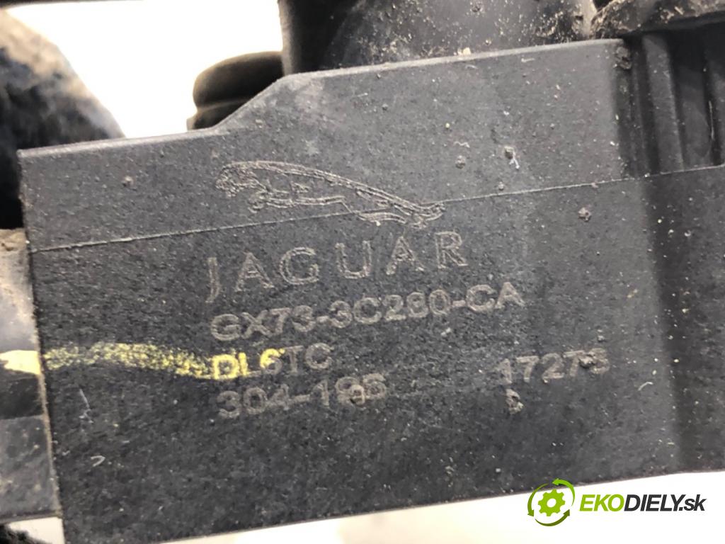 JAGUAR XF II sedan 2018 132 kW 2.0 D 1999 Snímač XENON pravy predný GX73-3C280-CA
