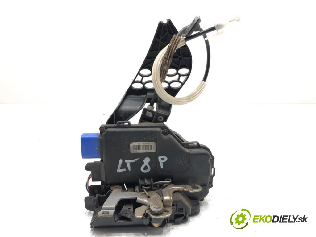 VW TOUAREG SUV 2006 206 kW 3.6 V6 FSI 3597 zámok Dvere ľavy zad 3D4839015